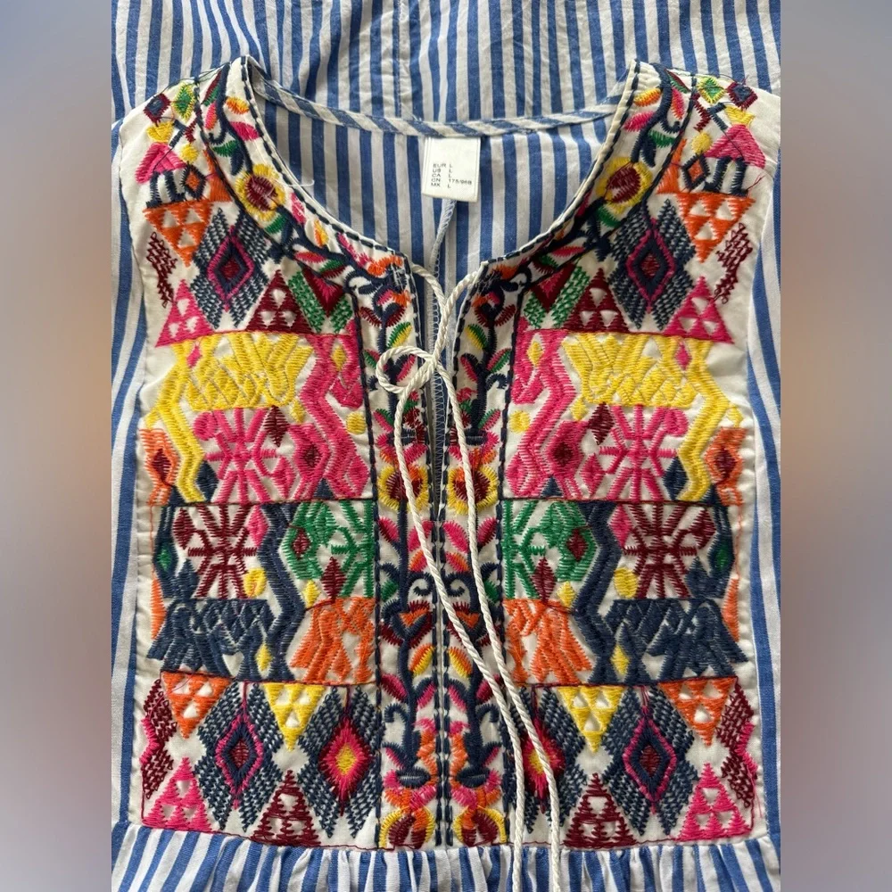 No brand blue striped embroidered flutter sleeve tunic mini dress‎ women’s L